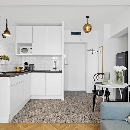 Sea & - غدينيا