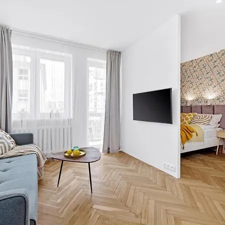 Sea & - شقة غدينيا